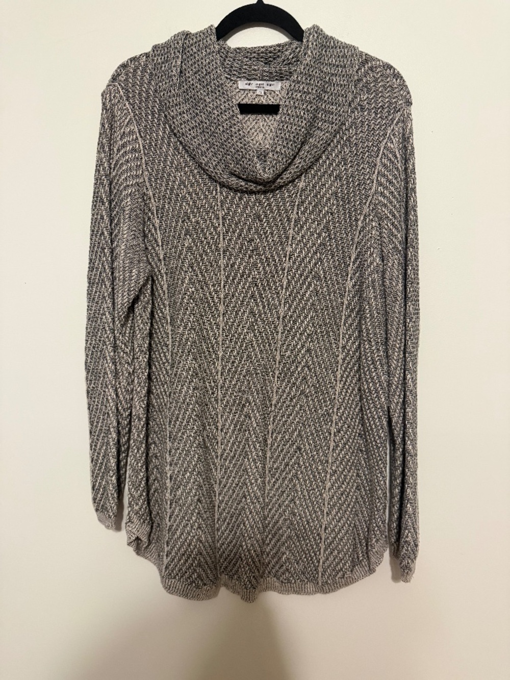 Eight Eight Eight Woman Textured Cowl Neck Sweater Heather Gray Size 2X